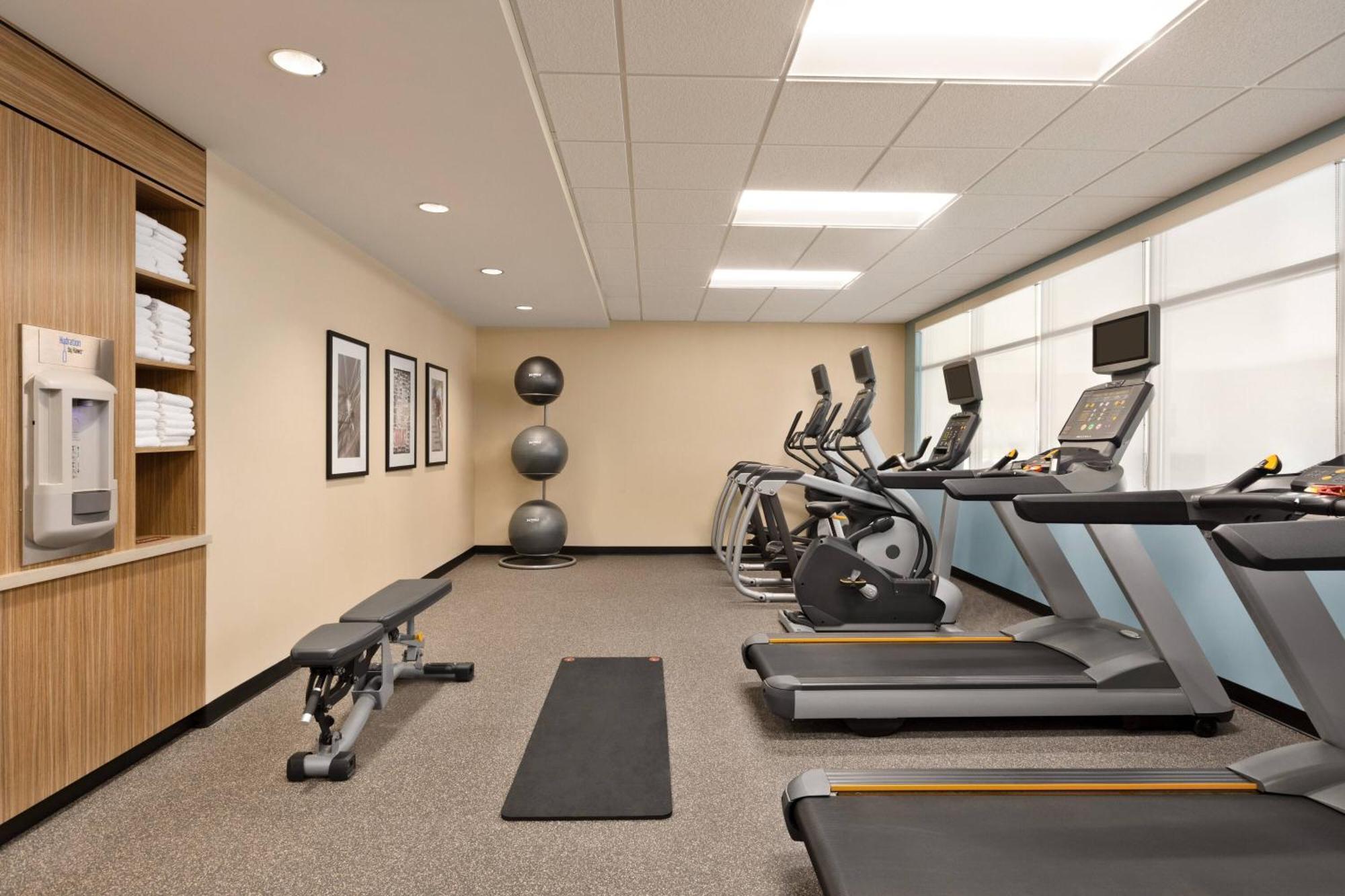 Towneplace Suites Cedar Rapids Marion Bagian luar foto