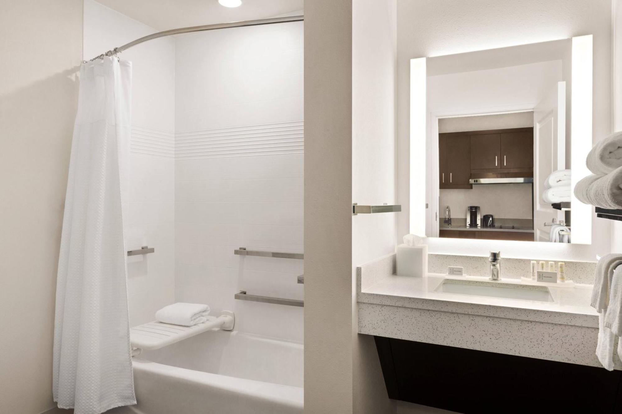 Towneplace Suites Cedar Rapids Marion Bagian luar foto