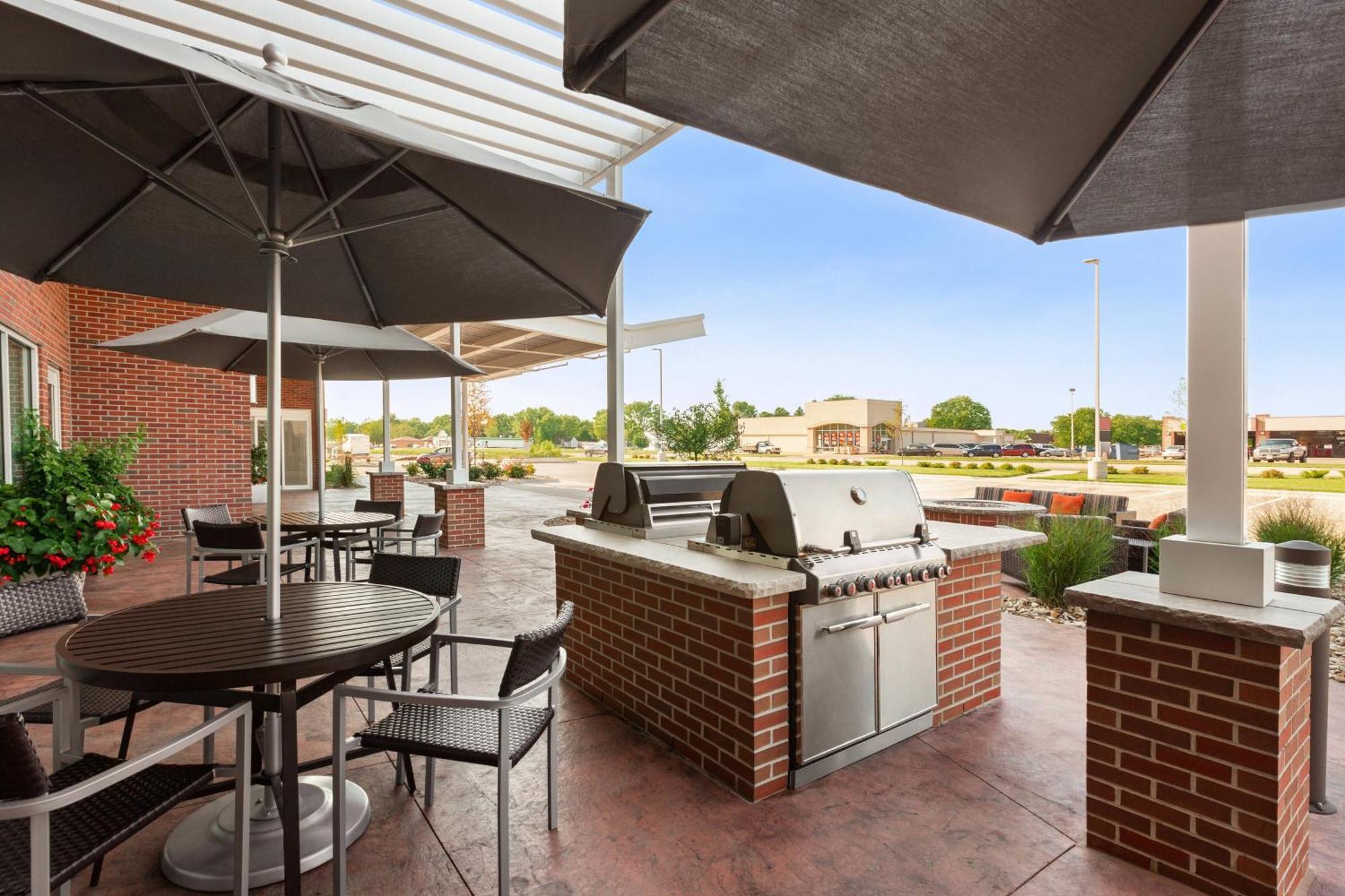 Towneplace Suites Cedar Rapids Marion Bagian luar foto